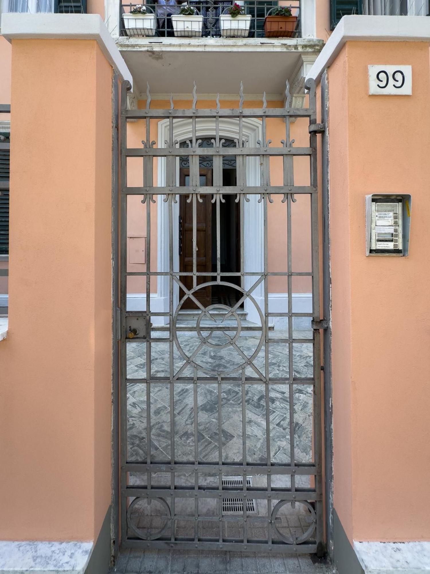 La Casa Di Eli Appartamenti Pisa Eksteriør bilde
